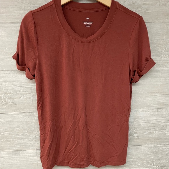 | Knix | t-shirt. Size M. - Picture 1 of 4